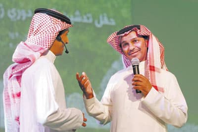 «زين» تطلق شعارها بـ «تسحيبات» الثنيان وعروض الإنجليز