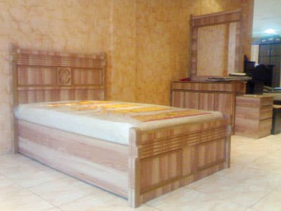 «الوطني» يكتسح المستورد في محال الأثاث