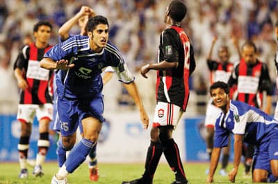 قطار الهلال لا يتوقف.. الرائد ضحيته.. والشباب يطارده