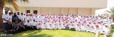 رجال أمن وطلبة مدارس يشاركون في حملة السلامة في «الوسيع»