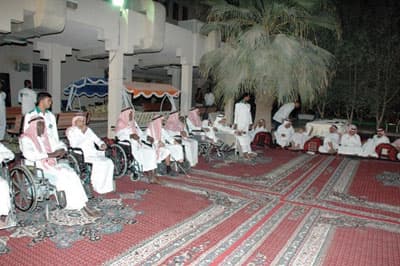 «أرامكو» تحتفي بالمسنين في دار الرعاية الاجتماعية