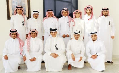 وفد طلابي من أعضاء «نادي الإعلام» يزور هيئة الصحفيين