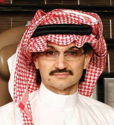 مؤسسة الوليد الخيرية تتبرع  بـ 800 ألف جنيه لضحايا قطار مصر