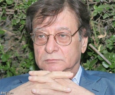 مصر تتبنى ترجمة قصائد محمود درويش للإنجليزية