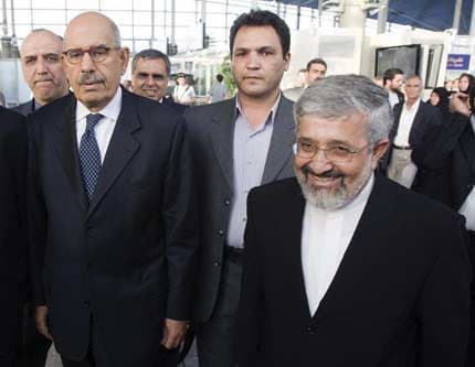 نائب إيراني: روسيا تستخدم طهران «كقطعة شطرنج» في لعبتها مع الغرب