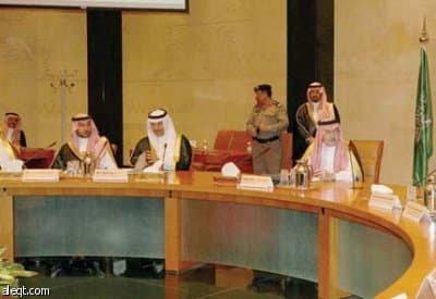 الأمير سطام يترأس اجتماع لجنة حماية البيئة في مدينة الرياض