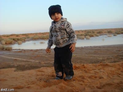 أهالي رفحاء يقضون عطلة العيد في المخيمات البرية