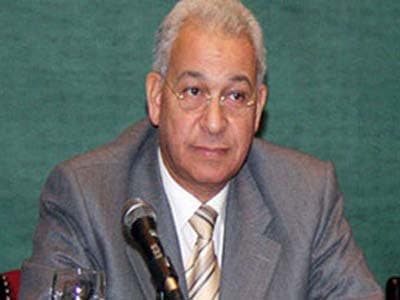 تداعيات مباراة مصر والجزائر..وزير التعليم المصري ينفي مقاطعة الجامعات الجزائرية وتأزم أوضاع الطلاب الجزائريين في مصر