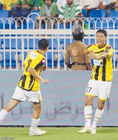 الاتحاد يغسل همومه بالأهلي .. الاتفاق والقادسية حبايب