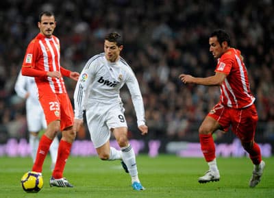 ريال مدريد يجتاح الميريا ويقلب النتيجة في الدوري الأسباني