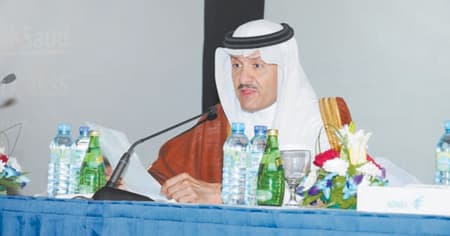 سلطان بن سلمان: المملكة تقدمت علمياً وتكنولوجياً في عهد خادم الحرمين