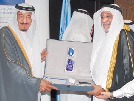 محمد العمودي يتبرع ببرج طبي في جامعة الملك سعود احتفاء بعودة ولي العهد