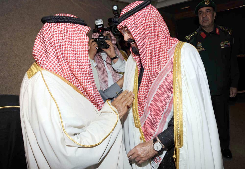 سلطان الخير على أرض الوطن