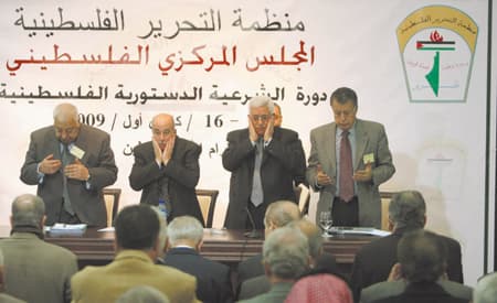 «المجلس المركزي» يناقش تمديد ولاية عباس والمجلس التشريعي
