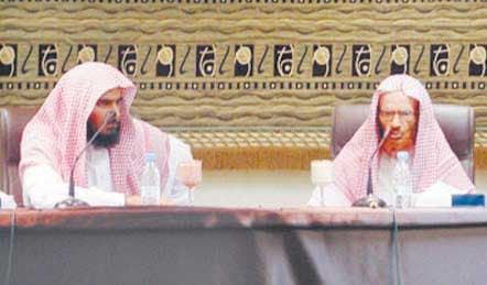 «تحفيظ الرياض» توصي بسعودة مديرات المدارس