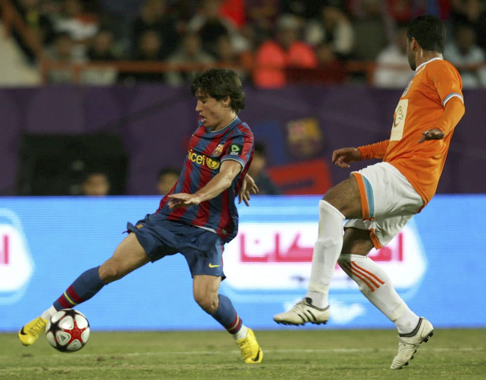 تعادل تاريخي لكاظمة مع برشلونة 1-1