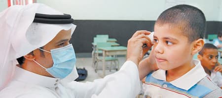 تطعيم 60 ألفا بلقاح A H1N1.. ولا مضاعفات