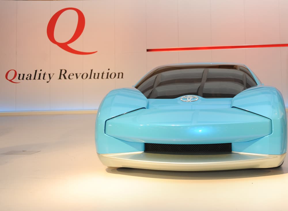 تويوتا موتورز تطرح السيارة Fine-S concept car داخل معرض نيودلهي العاشر للسيارات