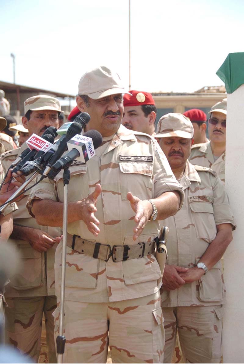 خالد بن سلطان:حصيلة المواجهات 73 شهيدا و 21 مفقودا.. ولم ولن نتفاوض مع مخربين