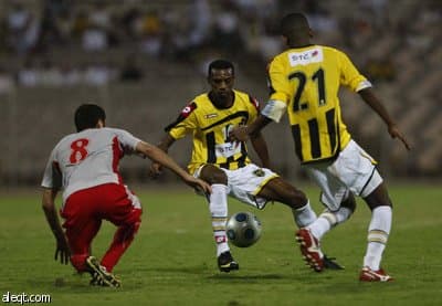 النصر يواصل المسيرة.. والاتحاد يعود بنقاط مكة