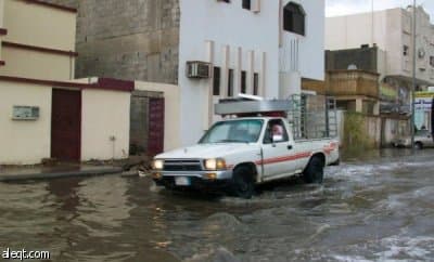 أمطار غزيرة على المدينة وتبوك والجوف و حائل .. وتوقف الملاحة البحرية في جدة تحوطا