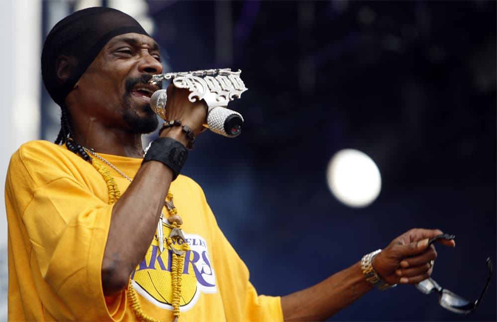 سنوب دوغ: أحلم أن أكون "توم كروز الأسود"