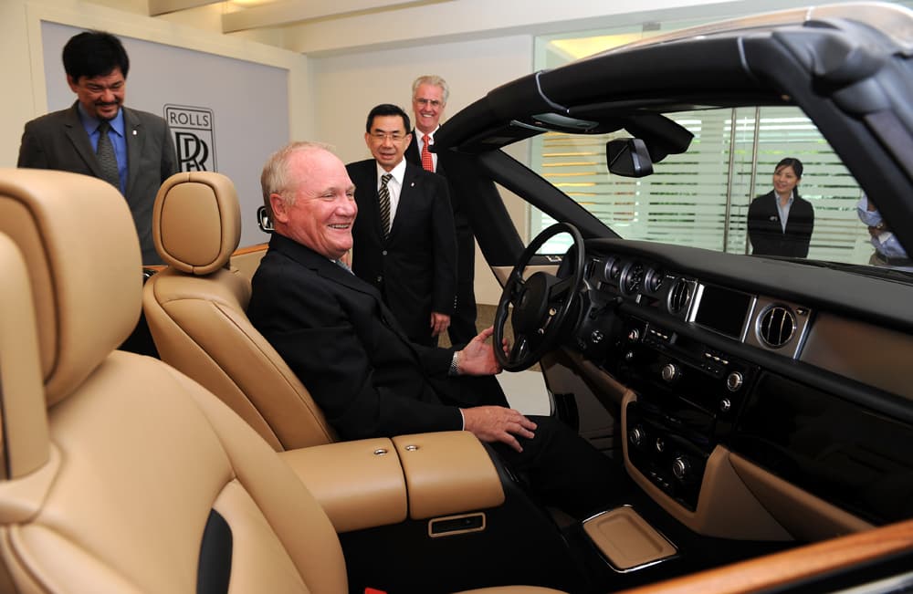 رولز رويس فانتوم Rolls-Royce Phantom تطرح في أسواق العاصمة الماليزية كوالا لمبور.