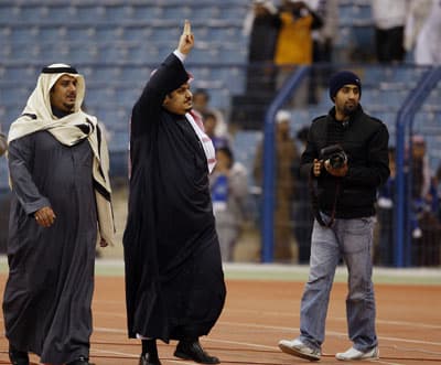 الهلال يتوج بكأس دوري زين