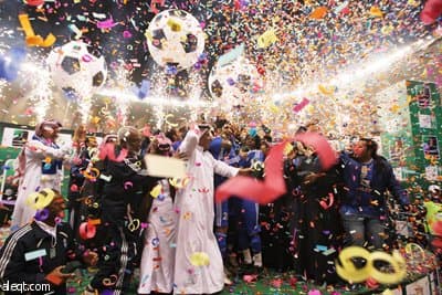 الهلال يتوج بكأس دوري زين