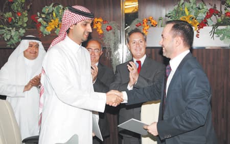 الدول الأوروبية تدرس تقصير مدة الحصول على «تشنجن» للسعوديين
