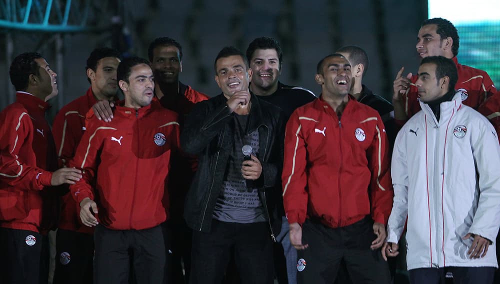 حفل عمرو دياب لتكريم منتحب مصر يشهد استياء جماهيري من الانتهاء المفاجئ