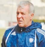 ضغوط كبيرة على مدرب الهلال لإعادة الدعيع للنصر