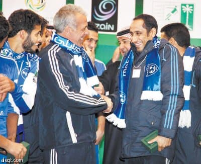 مكافآت الهلاليين في دوري زين تجاوزت الـ 200 ألف ريال