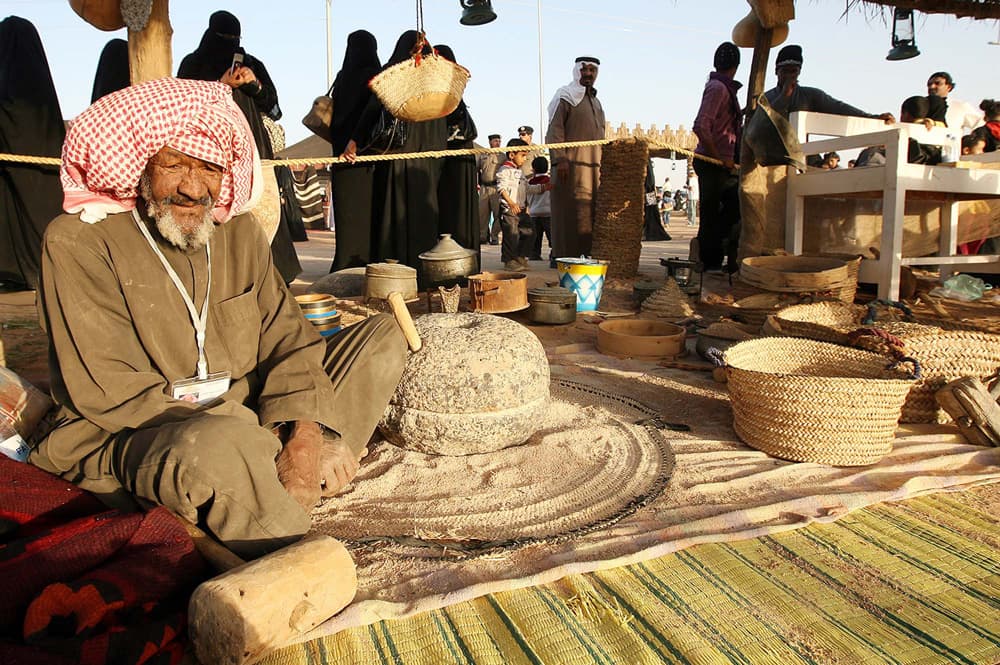 انطلاق فعاليات (يوم الغضا) ضمن مهرجان الغضا في عنيزة