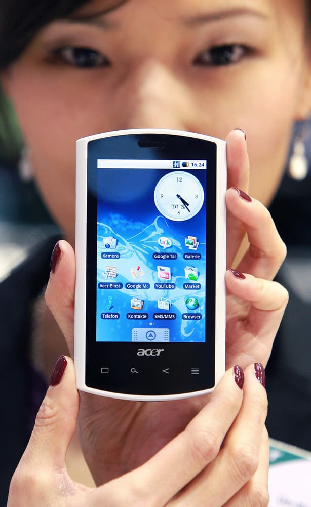 الهاتف النقال الجديد آيسر Acer Liquid A1 يظهر في معرض سيبيت Cebit للحاسوب وتكنولوجيا المعلومات في هانوفر.