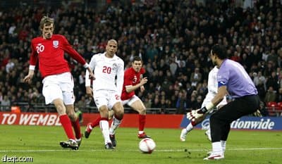 مصر تخسر من انجلترا بثلاثية في مباراة ودية