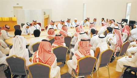 تكريم المشاركين في مؤتمر «طلاب وطالبات التعليم العالي»