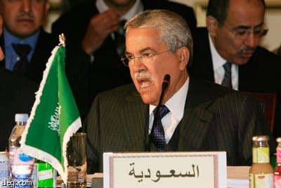 النعيمي: هناك بعض الشح في سوق النفط والمخزونات وأوبك لن تحتاج لتغيير سياستها