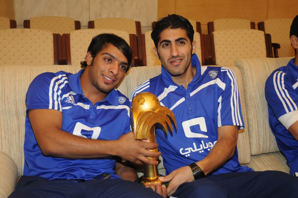 الأمير سلمان يستقبل نائب رئيس نادي الهلال وأعضاء ولاعبي النادي