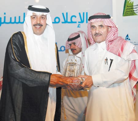 السديري يقدم نظرة تفاؤلية لمستقبل هيئة الصحفيين بعد انتقالها للحوار البناء