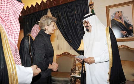 «اليونسكو» تثمّن جهود الملك في إشاعة الحوار  والتقارب الثقافي بين الشعوب
