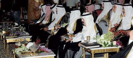 دوك شعبك في يدك مثل الكتاب   سطّر التاريخ يالنجل العريب