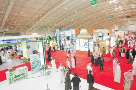 معارض ومؤتمرات الرياض .. متنفس العائلات تحت مظلة العلم والثقافة