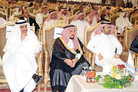 «المعهد العالي للبلاستيك» يخرج 232 شابا للعمل في 24 شركة وطنية