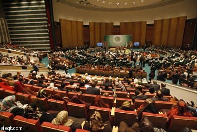 افتتاح القمة العربية الثانية والعشرين بمشاركة 14 من القادة العرب