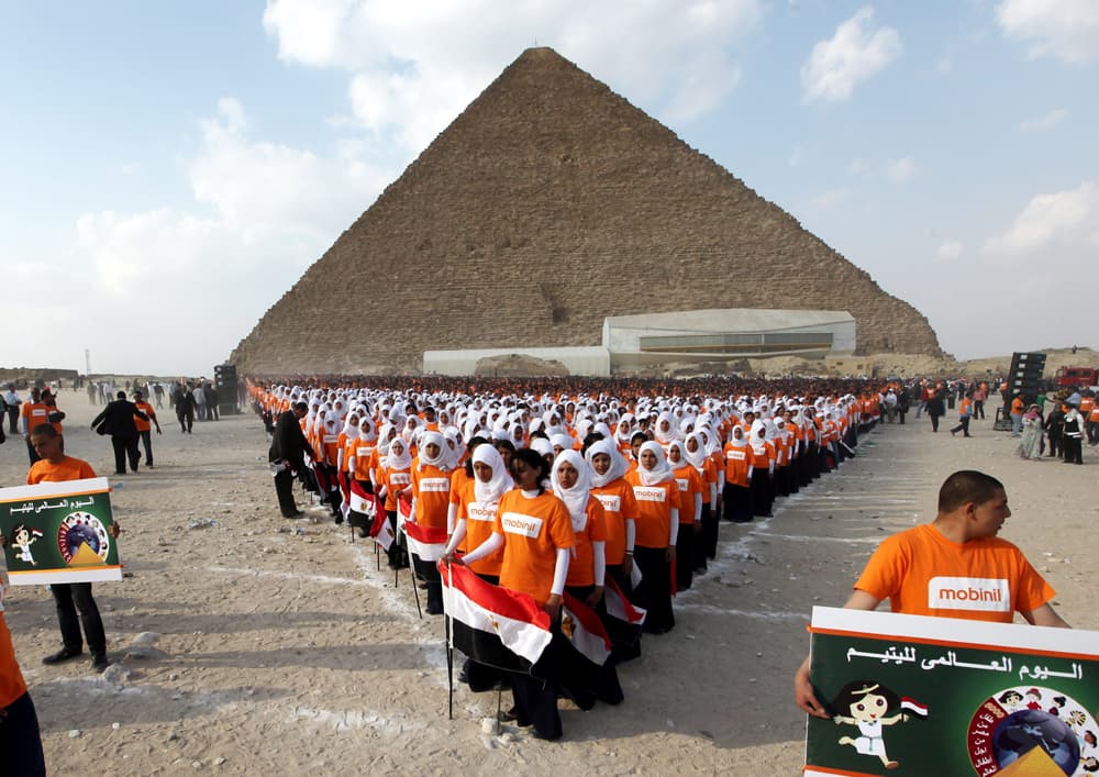 5000 طفل مصري يسجلون رقما قياسيا لبلادهم في موسوعة جينيس