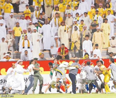 أبو اثنين للنصراويين: لم أضيع ركلة «الترجيح» كي تطالبوا بـ «شنقي»