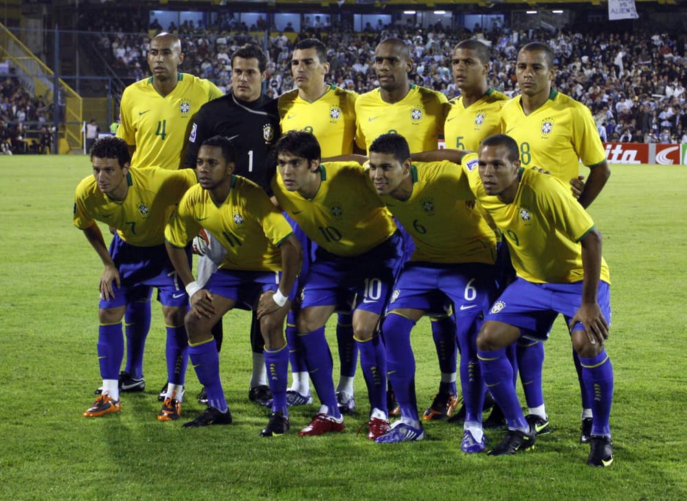 صور لبعض المنتخبات المشاركة في كأس العالم 2010 في جنوب إفريقيا.