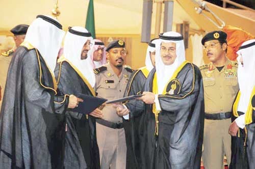 أمير حائل يعلن إنشاء كليتي طب الأسنان والصيدلة في  جامعة حائل