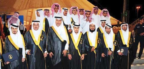 أمير حائل يعلن إنشاء كليتي طب الأسنان والصيدلة في  جامعة حائل